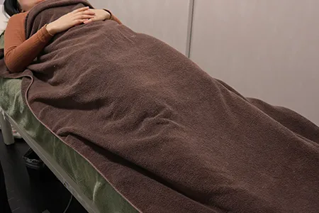 背中だけを脱毛すると境目が目立つ｜うなじやおしりを含む全身脱毛を選ぶ
