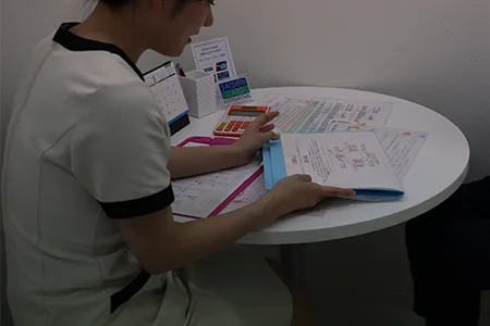 自分に合った眉毛脱毛クリニック・サロンの選び方｜失敗・後悔しないために